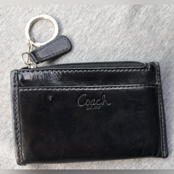 Coach Handbags - Coach Black Leather Keychain Wallet